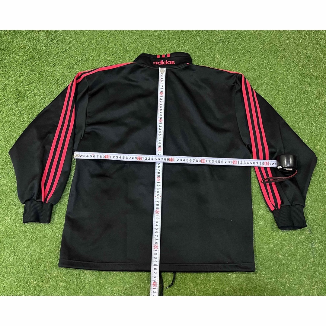 adidas - adidas セットアップ 黒×赤ライン パフォーマンスロゴ 万国旗