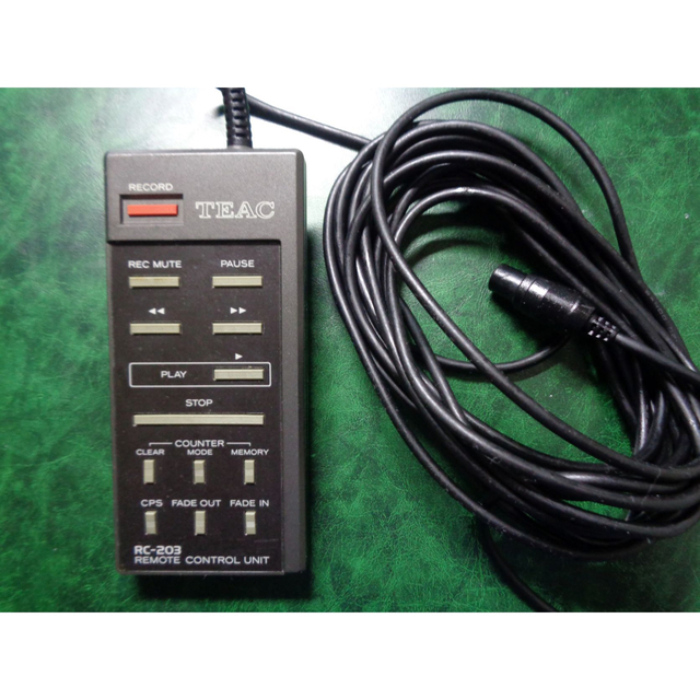 TEAC 3ヘッドカセットデッキ V-900X（ジャンク） の通販 by prey's