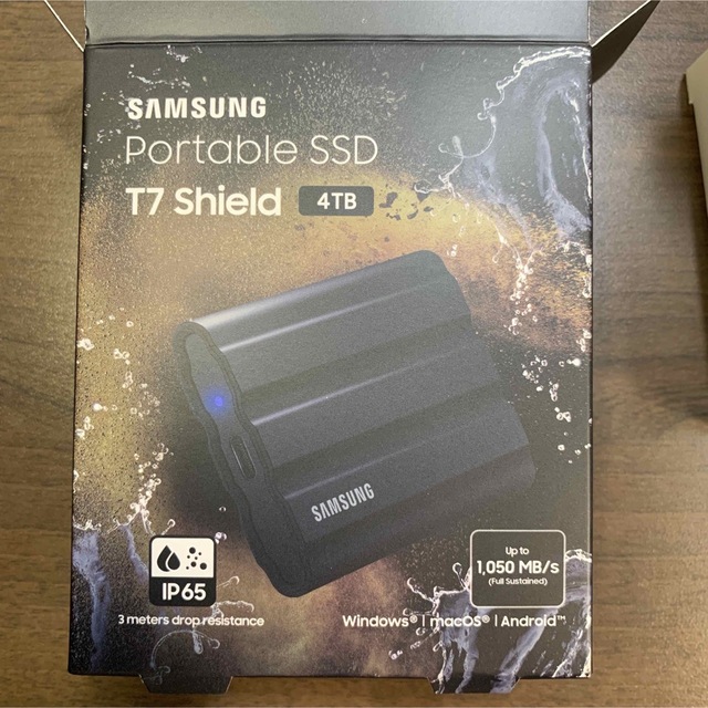 SAMSUNG - samsung portable ssd t7 shield 4TB 外付けの通販 by