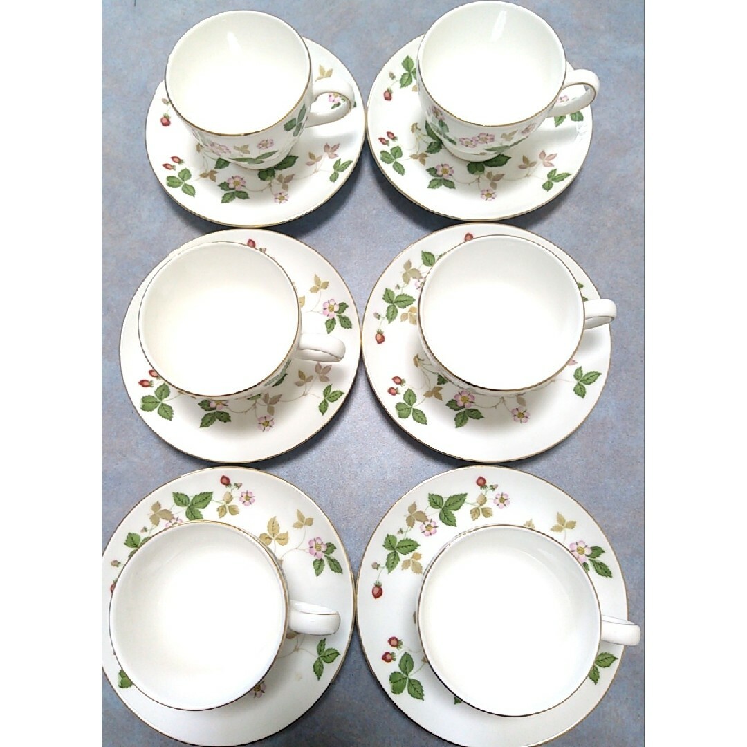 WEDGWOOD - Wedgwood ワイルド・ストロベリー ティーカップ&ソーサー