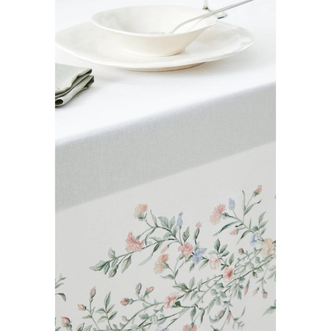 ZARA HOME - 新品 ZARA HOME ザラホーム フラワー プリント テーブル