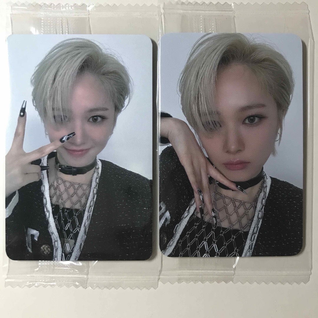 EVERGLOW ミア 特典トレカ2枚の通販 by よう｜ラクマ