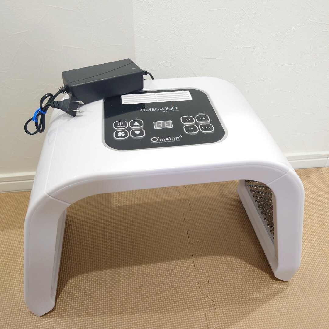 omelon オメロン オメガライト LED美顔器 電源コード付属 箱無しの通販