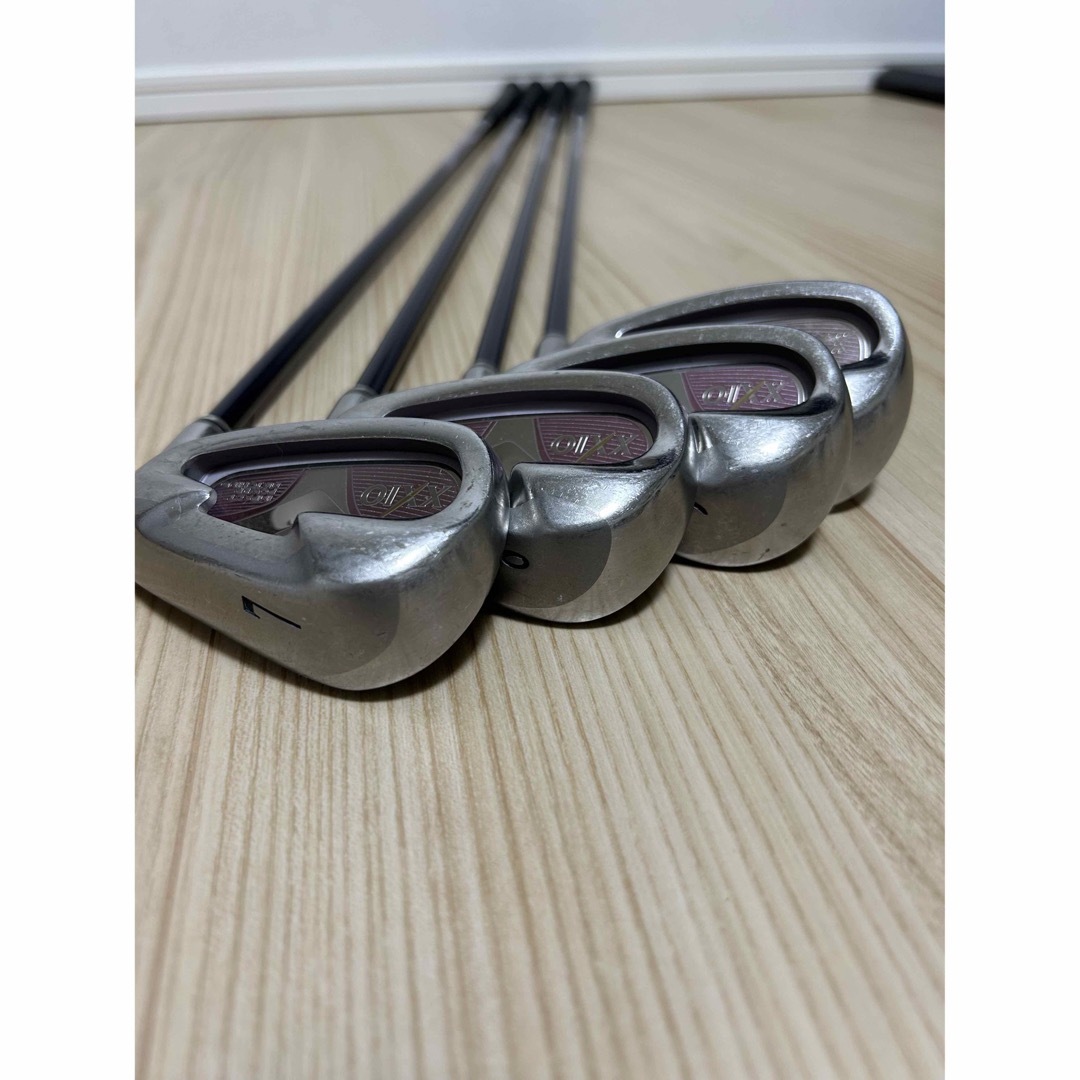 ゼクシオ レディース アイアン4本セット