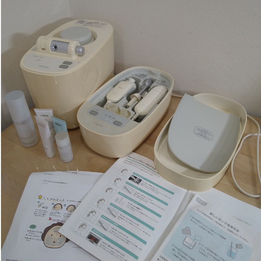 GOLD サキナ ルルシェ 美顔器 スチーマー LEDライト付き サキナ