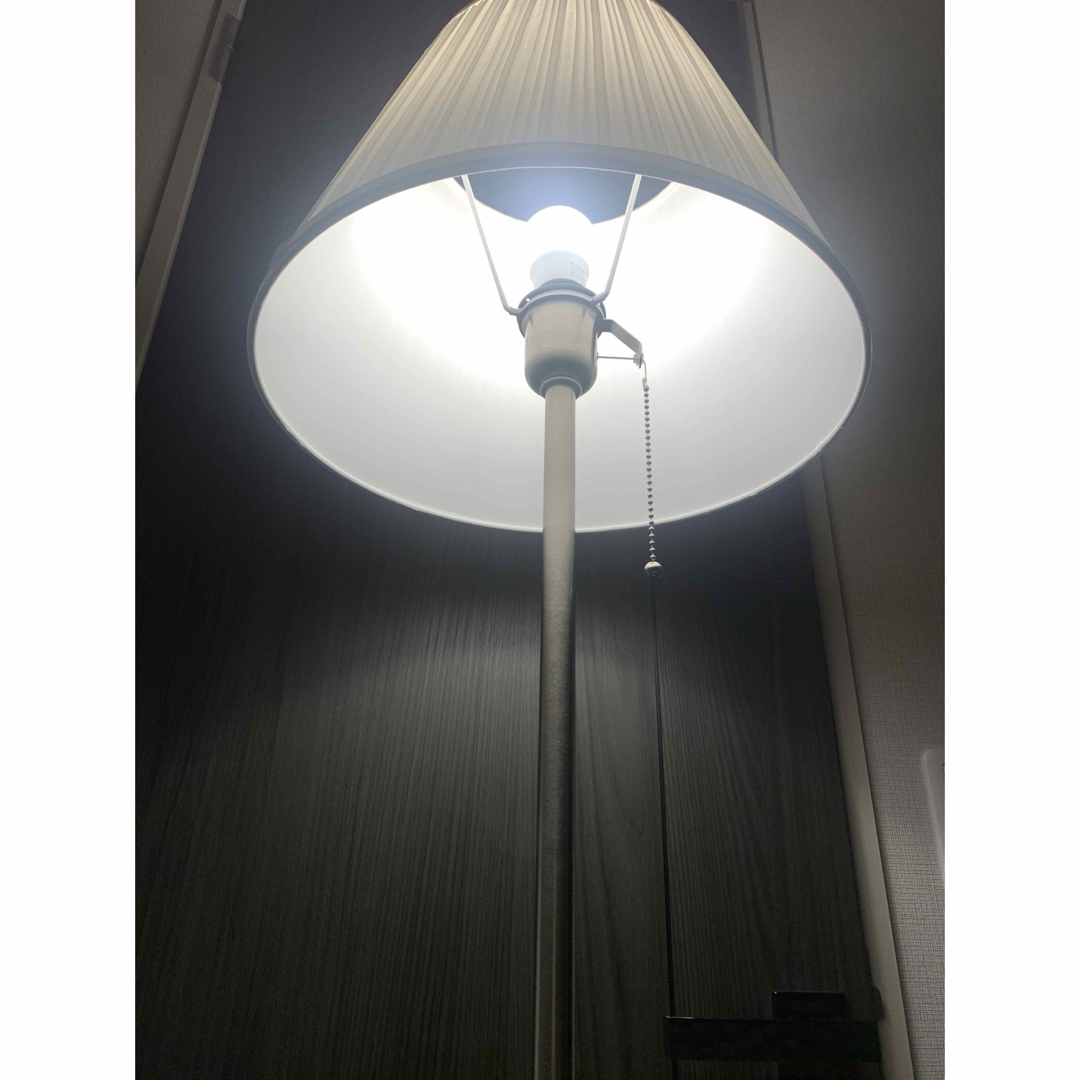 IKEA - IKEA フロアランプ KRYSSMAST クリスマスト（電球付き）の通販