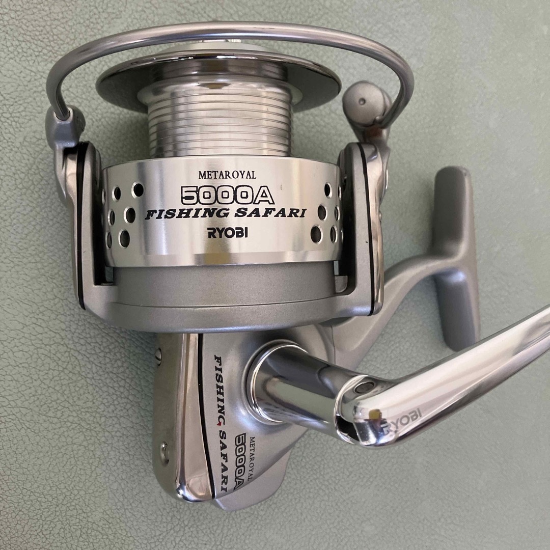 リョービ メタロイヤル フィッシングサファリ5000Aの通販 by シロクロ