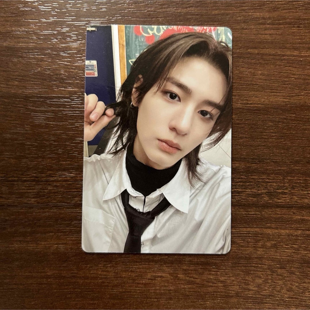 BOYNEXTDOOR - BOYNEXTDOOR HOW Earth イハン トレカの通販 by umi