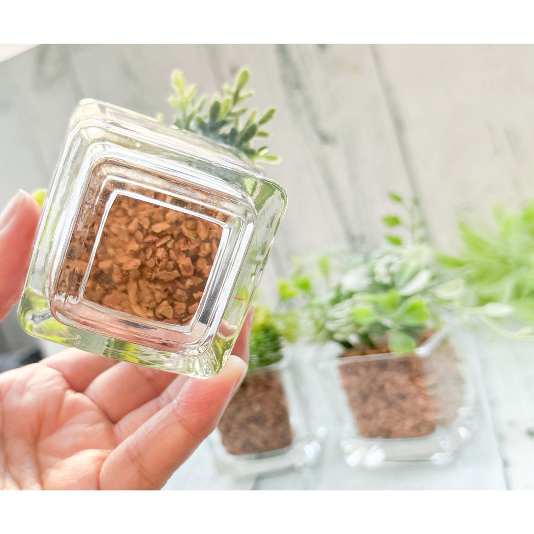 再販ガラスポットcフェイクグリーン寄せ植え風アレンジ▫️フェイク