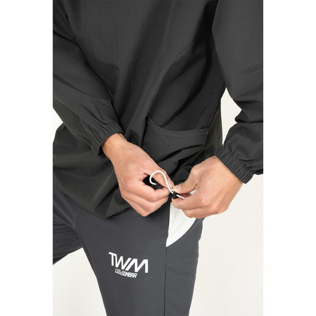 LUZ e SOMBRA - 新品LUZe ルースイソンブラ TWM NYLON YAKKE トップの