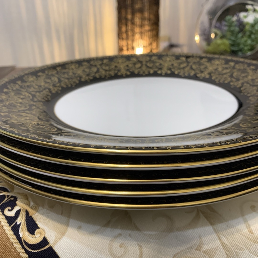 WEDGWOOD - 未使用 ウェッジウッド カーナボン 27cmディナープレートの