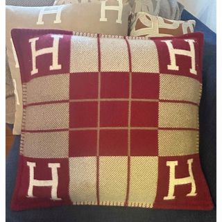 HERMES（クッション）のフリマアイテム一覧