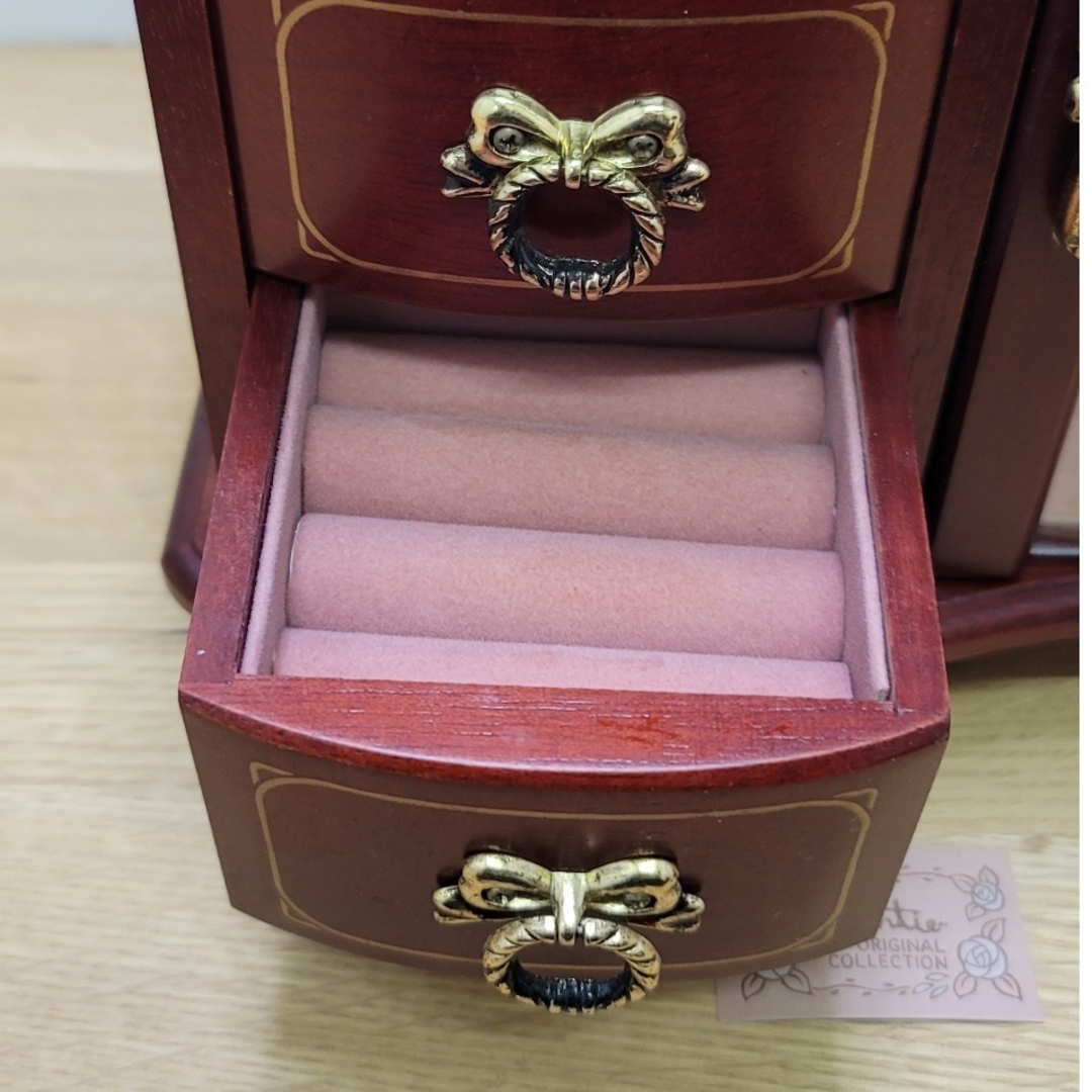 アンティーク ジュエリーボックス オルゴール付きの通販 by やす's