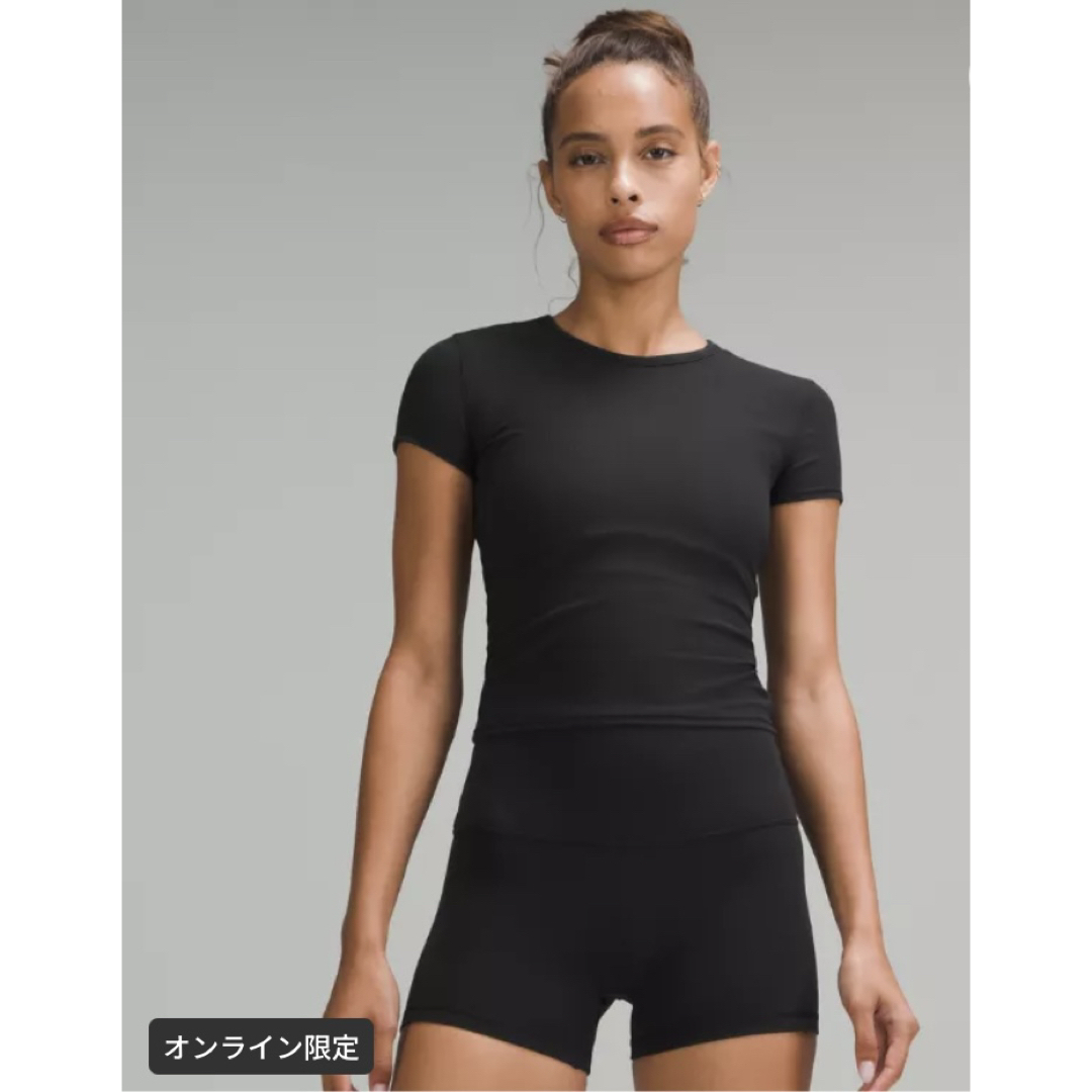 lululemon - 【値下げしました】ルルレモン☆バックツイスト リブ半袖