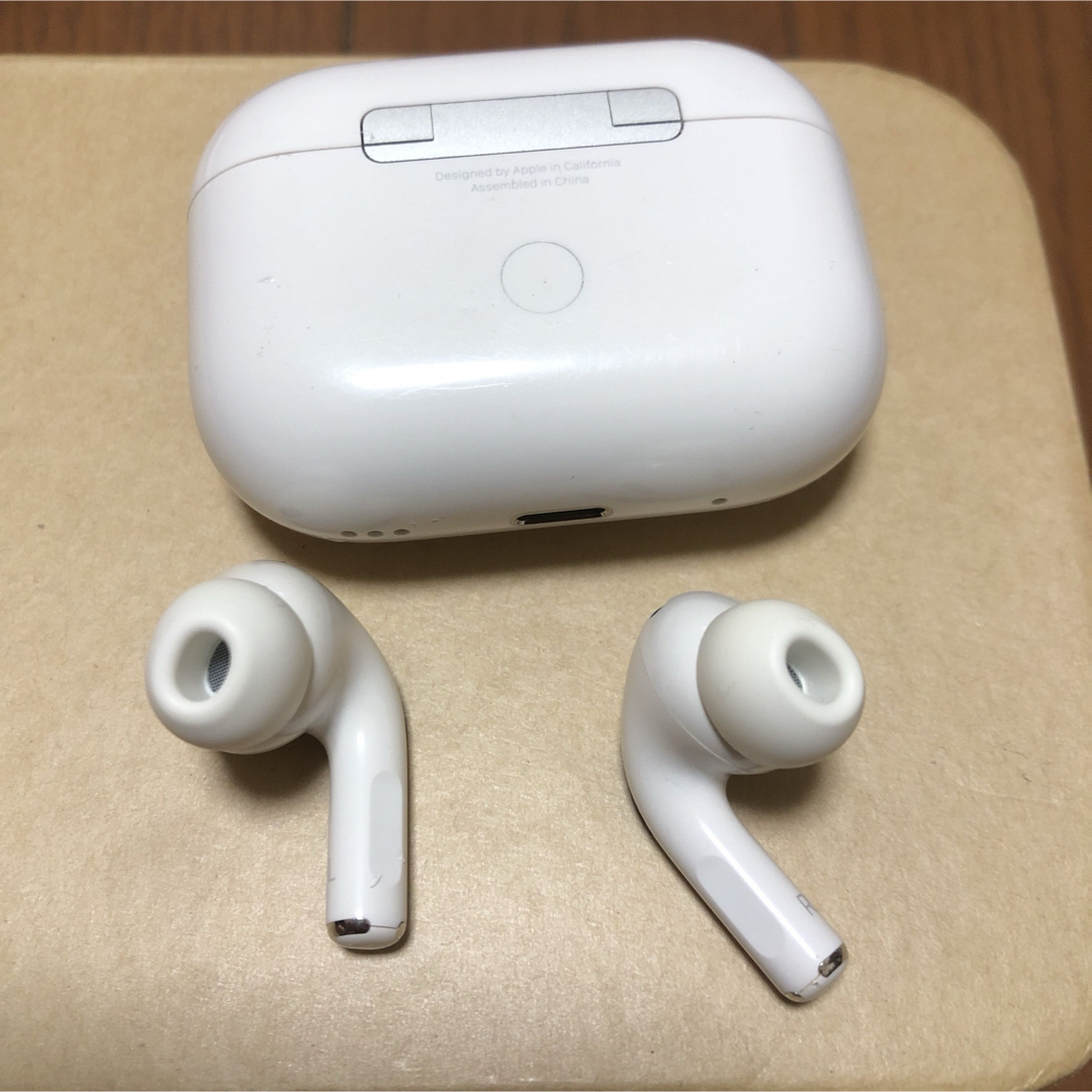 Apple - Apple Airpods Pro 第2世代 lightningの通販 by 山口