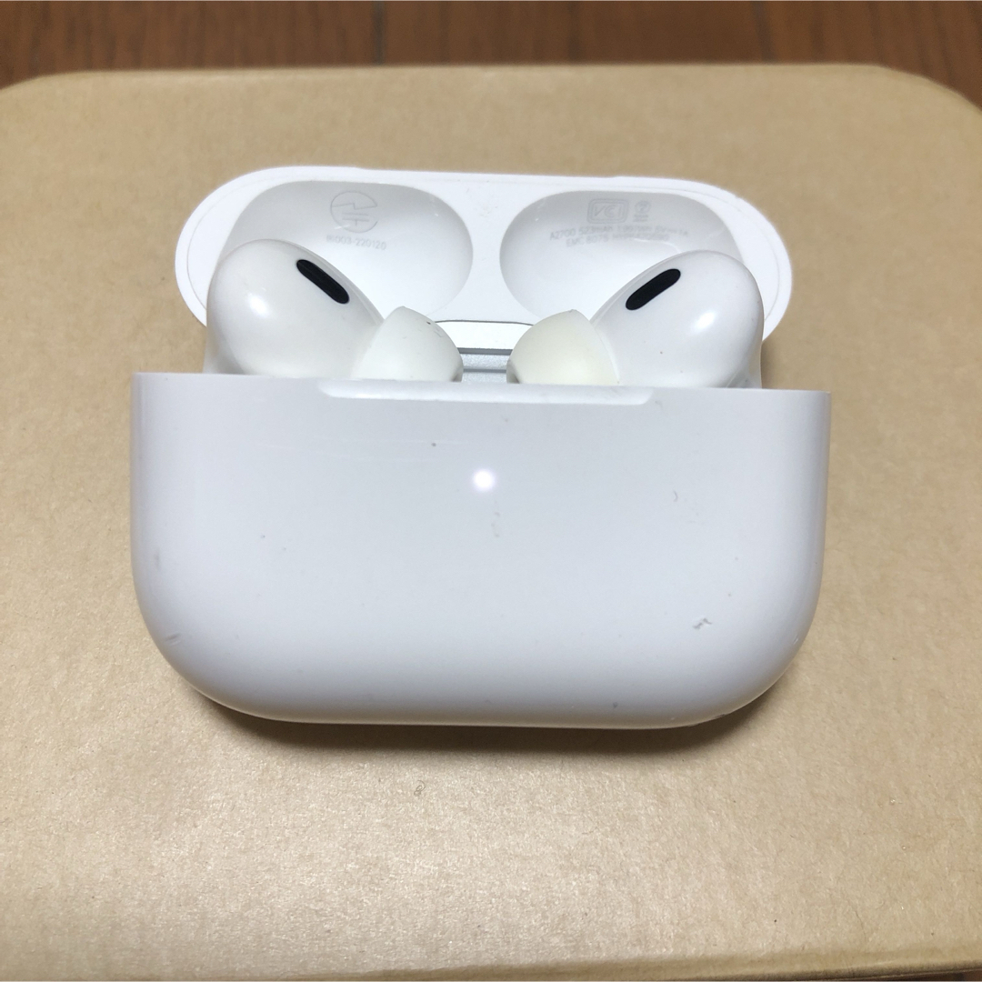 Apple - Apple Airpods Pro 第2世代 lightningの通販 by 山口