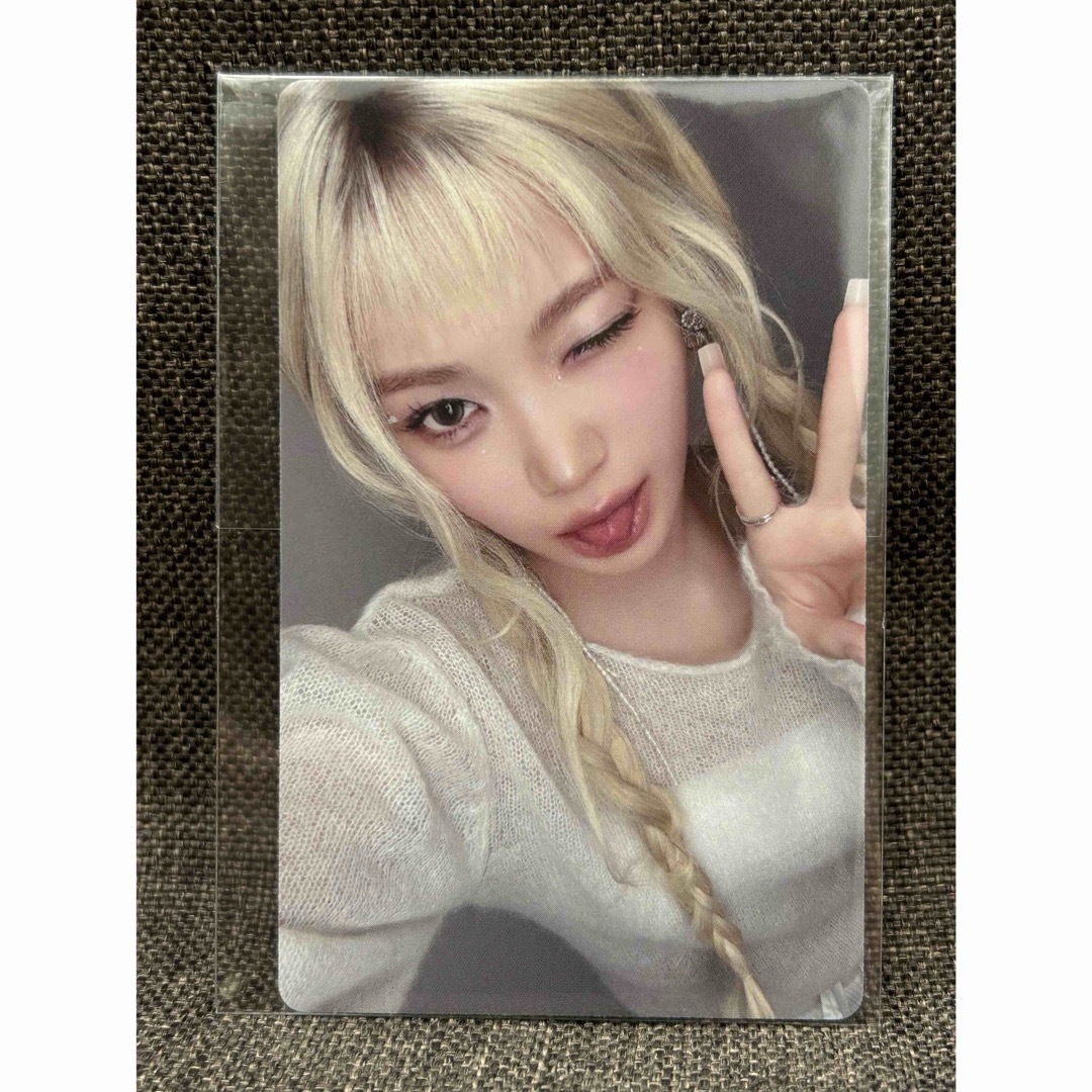 LE SSERAFIM - LE SSERAFIM HOT weverse トレカ チェウォンの通販 by