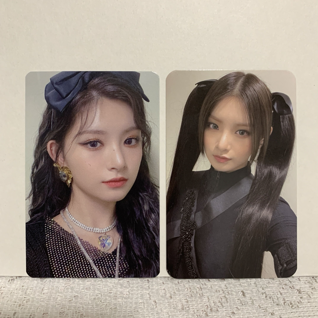 イロン】トレカ2枚・EVERGLOWの通販 by Emily's shop｜ラクマ