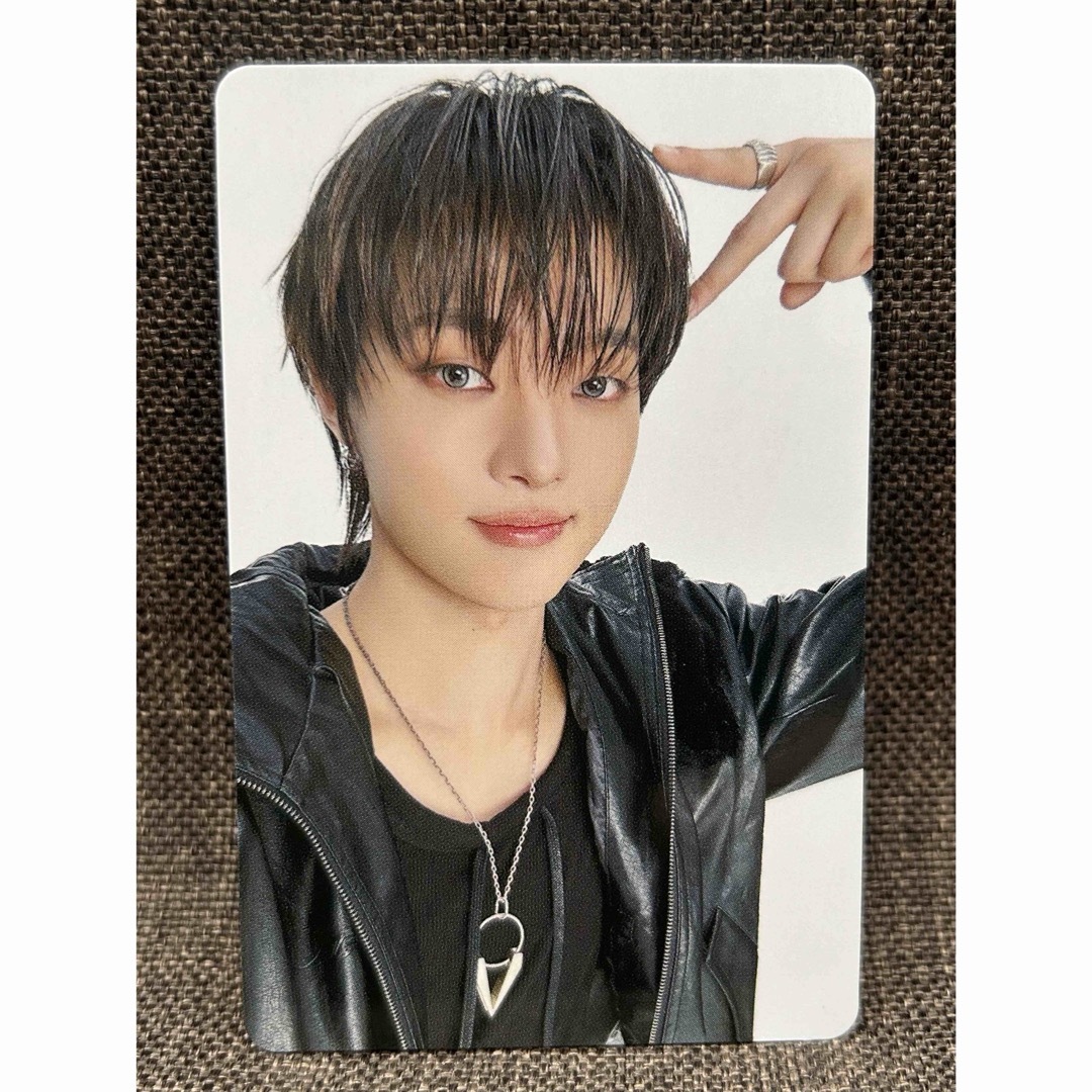 &TEAM - &TEAM フーディー トレカ ポップアップ EJ ウィジュの通販 by