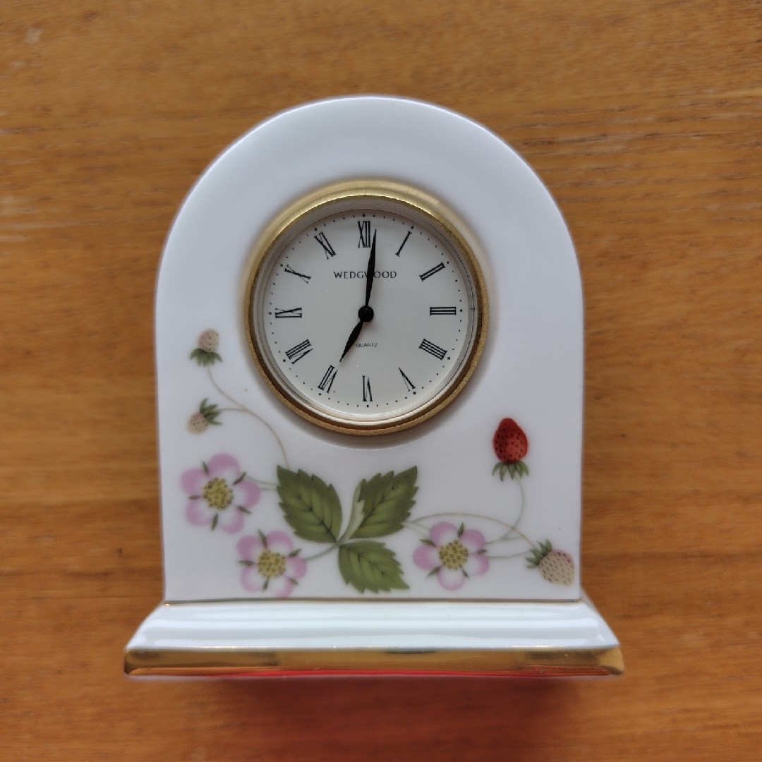 WEDGWOOD - ウェッジウッド ワイルドストロベリー ドームクロック S