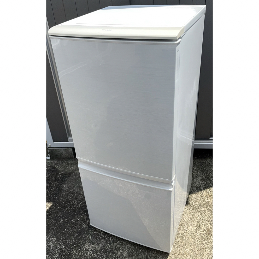 SHARP - 埼玉 東京都配達設置無料 シャープ冷凍冷蔵庫 137L つけかえ