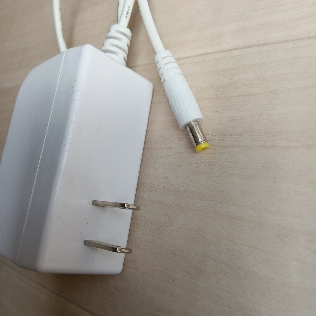 YA-MAN - ヤーマン美顔器 アダプター 充電器 コンセントの通販 by s