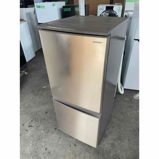 SHARP（冷蔵庫 ・ シルバー/銀色系）のフリマアイテム一覧