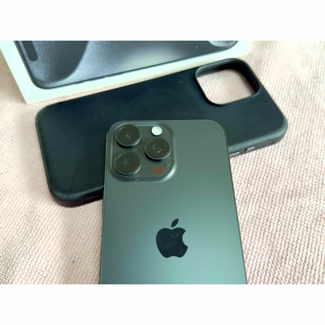 Apple iPhone 15 Pro max ブラックチタニウム SIMフリー
