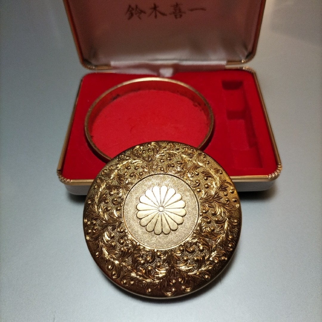 24KGP 朱肉入れ 菊御紋入りの通販 by カコ's shop ハンドメイド｜ラクマ