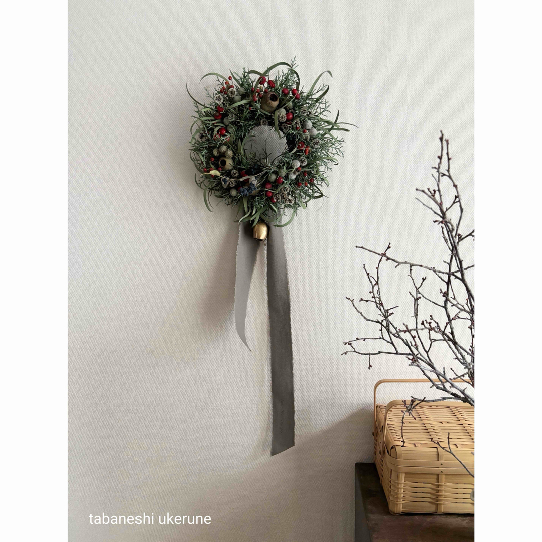 瀬戸内の山帰来と青葛藤を針葉樹と紡いだ 冬を愉しむ リース