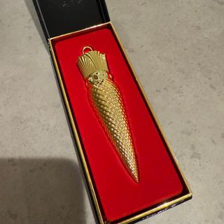 2434652386.jpg?1732093735