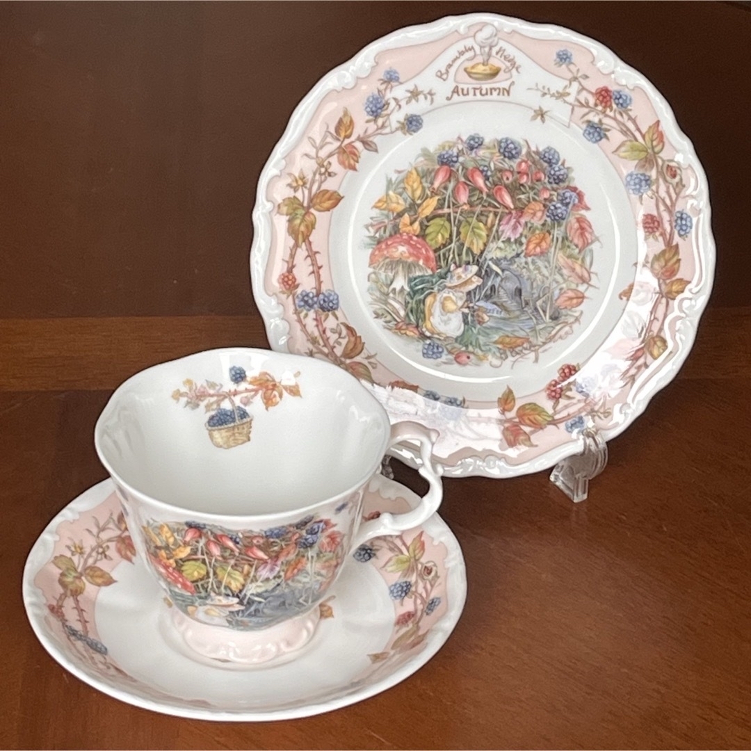 Royal Doulton - 【美品】ロイヤルドルトン☆ブランブリーヘッジ