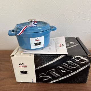 STAUB（ブルー・ネイビー/青色系）のフリマアイテム一覧