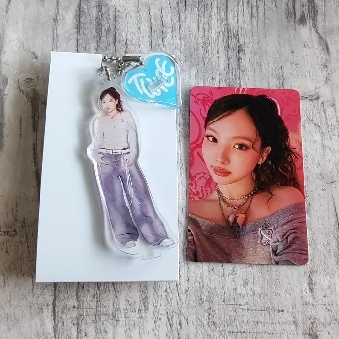 TWICE - TWICE 特典トレカ アクスタチャーム(ナヨン)の通販 by