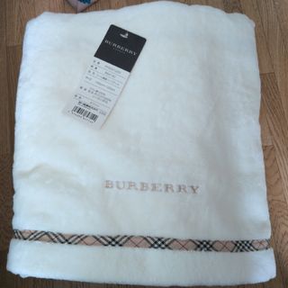 BURBERRY（毛布）のフリマアイテム一覧