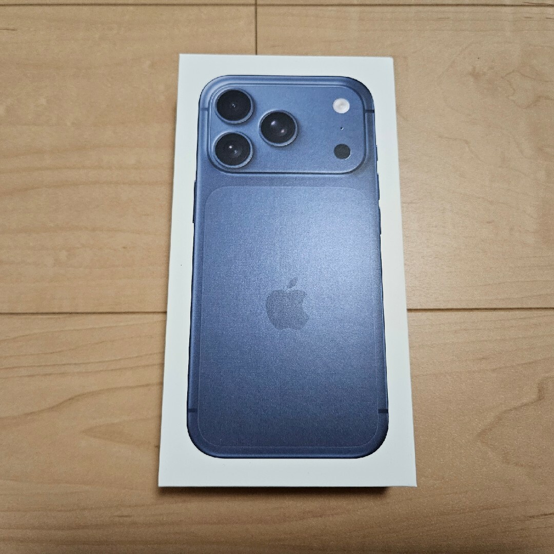 iPhone - iPhone 17 Pro 256GB ディープブルーの通販 by playfin's