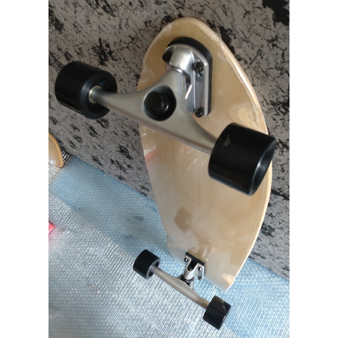 2025新着ブラック＜税送料3080円込み＞WOOD 31.5 前後カービングTの