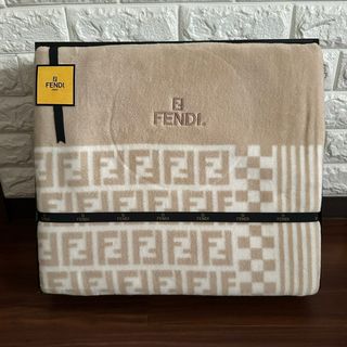 FENDI（寝具）のフリマアイテム一覧