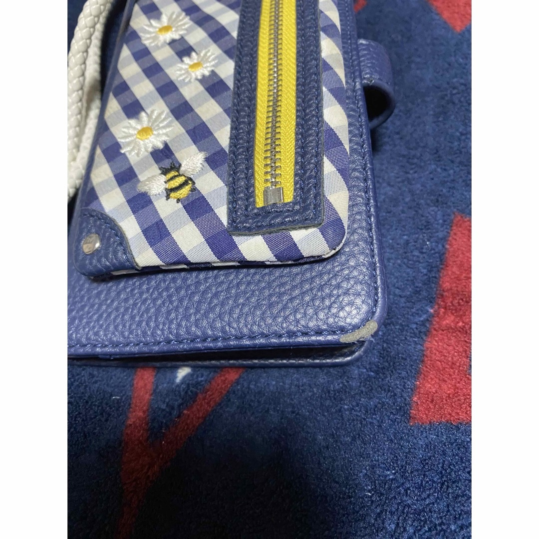 Chesty - エーシーン マルチケースの通販 by チョコ's shop｜チェス