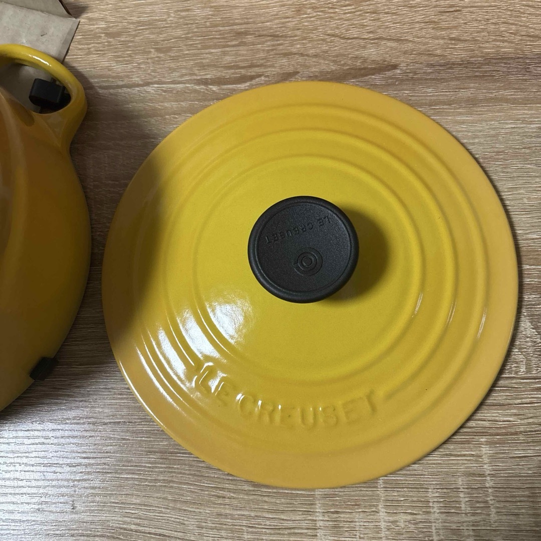 未使用】ルクルーゼ ココット ロンド ディジョン イエロー 廃盤色 18cm