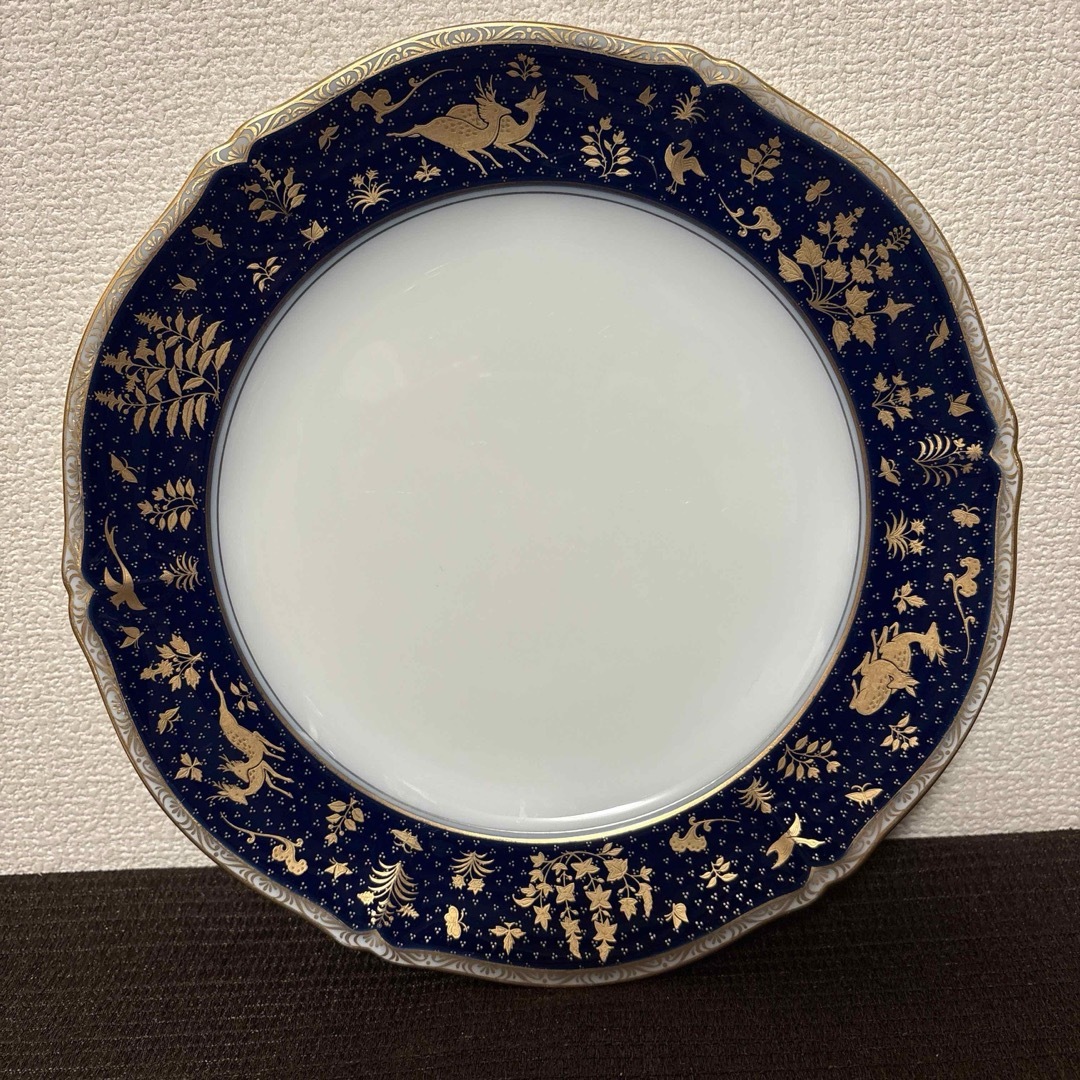 大倉陶園 - 大倉陶園 瑠璃金彩鹿鳥模様 ディナープレート 25.5cmの通販