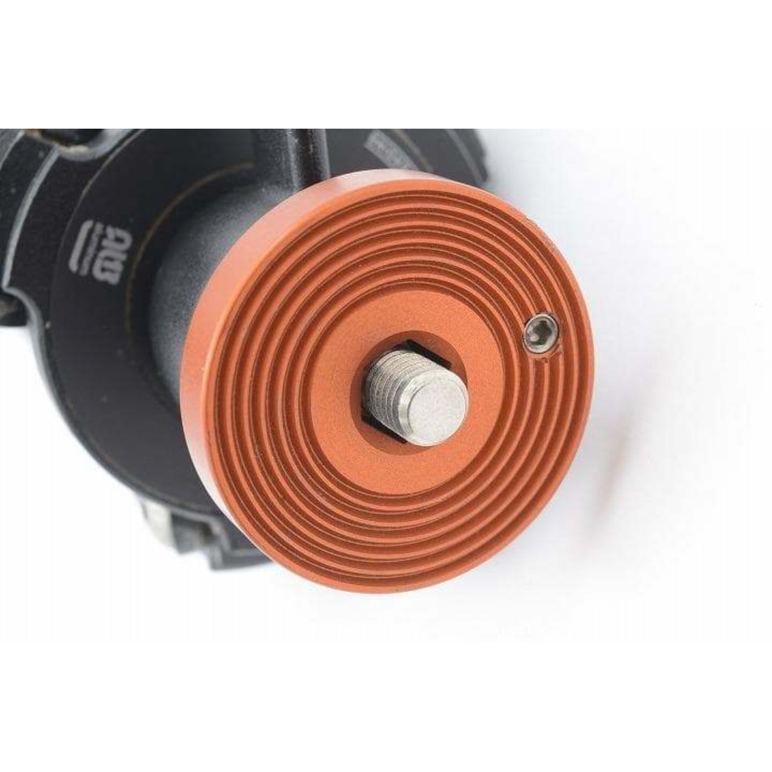 GITZO - 15665F 軽量! ジッツオ 三脚 Gitzo GT3830 バサルト 3の通販