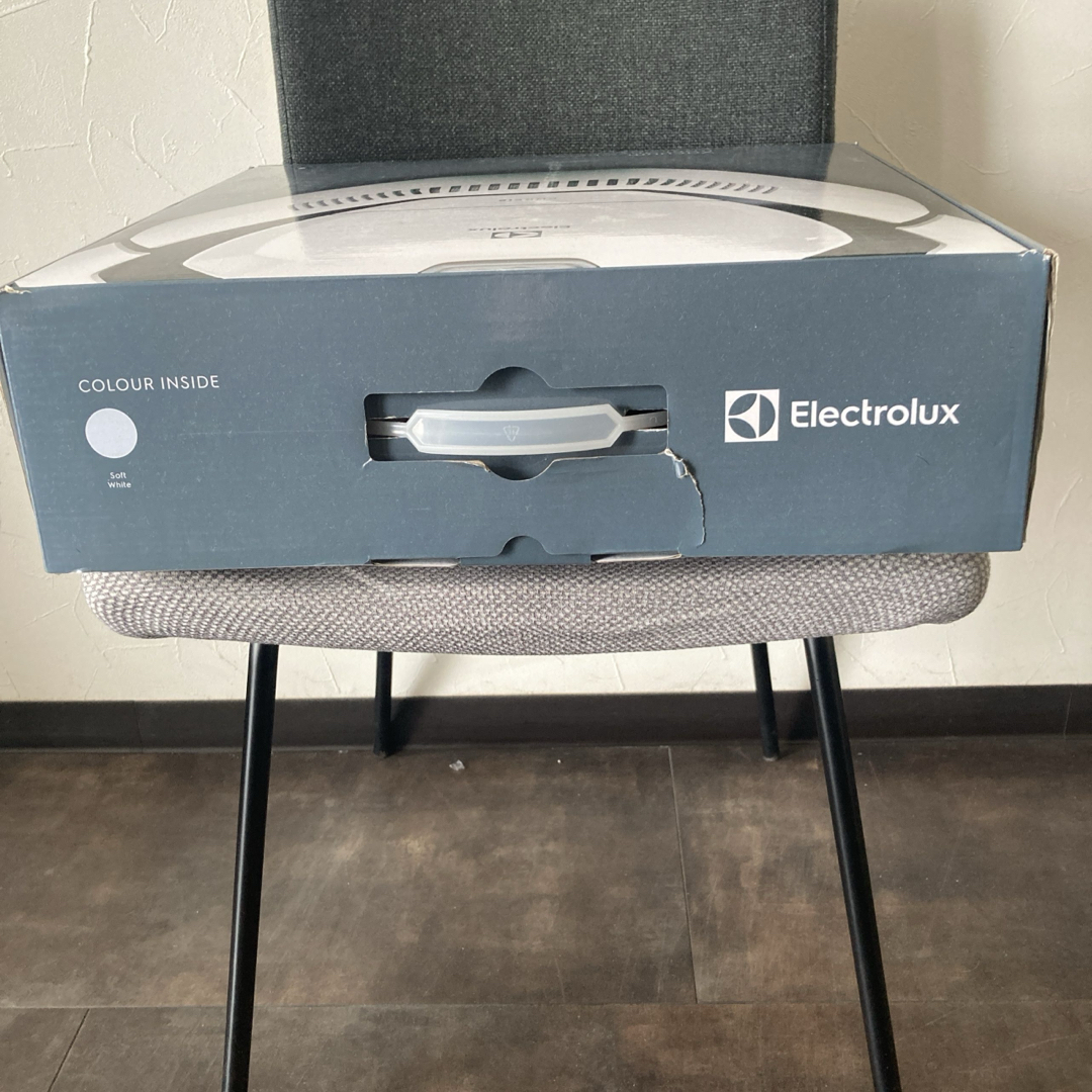Electrolux - 未開封 エレクトロラックス PI81-4SWP Pure i8 ロボット