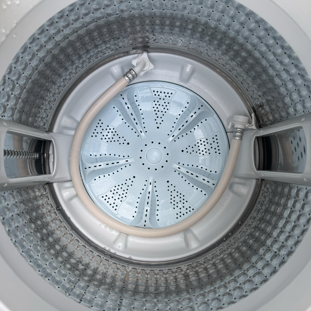 AQUA - 220⭐️2025年製美品☆アクア 洗濯機 7KG ガラストップ