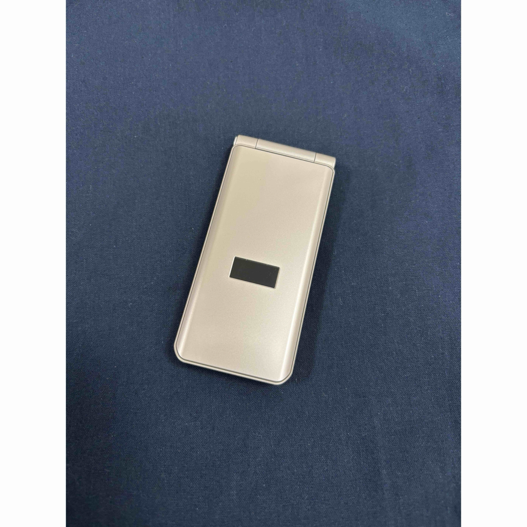 arrows - 【極美品】FCNT arrows ケータイ ベーシック F-41C ゴールド