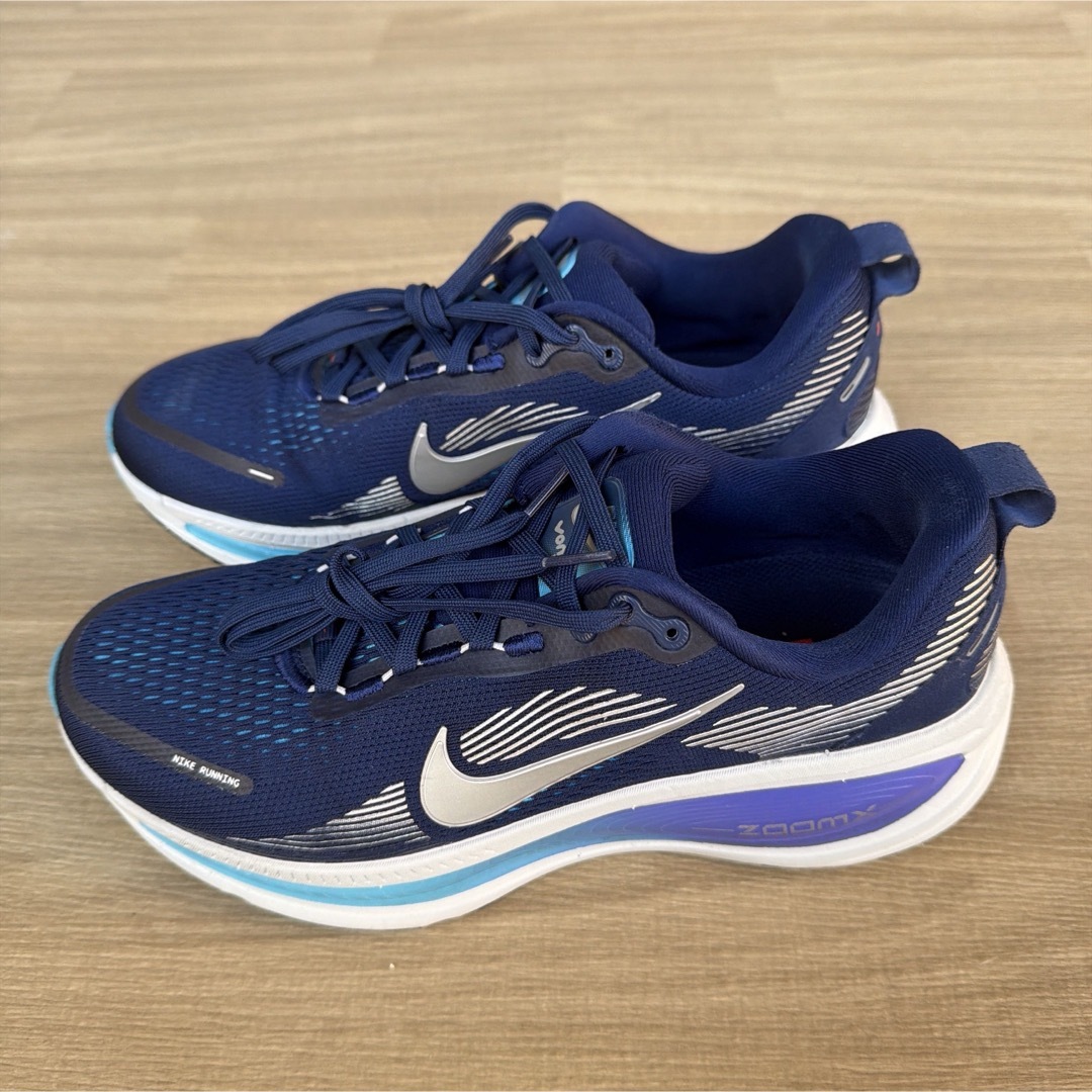 NIKE - 【最新モデル】NIKE ズーム ボメロ 18 ネイビー 27cm 箱付きの