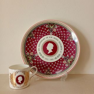 WEDGWOOD - ウェッジウッド エリザベス女王 戴冠40周年 マグカップ