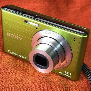 SONY（コンパクトデジタルカメラ ・ グリーン・カーキ/緑色系）の