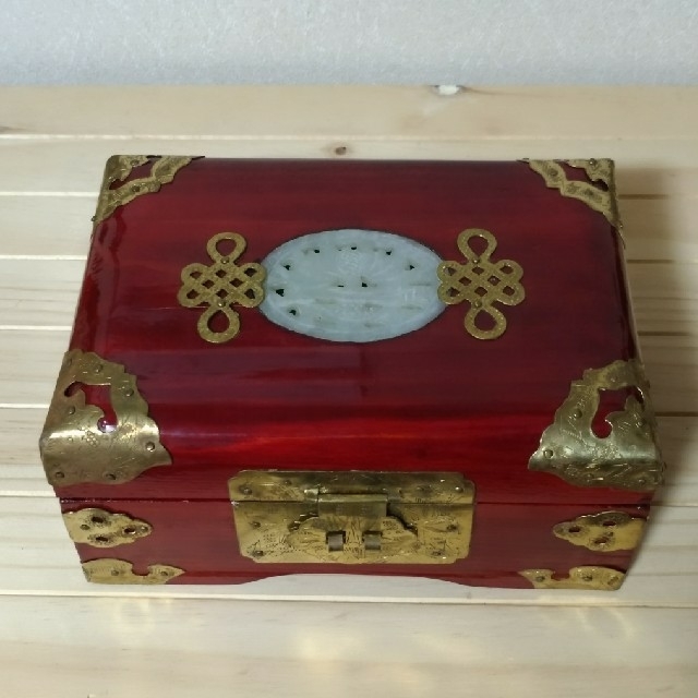 アンティークな中国製宝石箱の通販 by anastasia's shop｜ラクマ