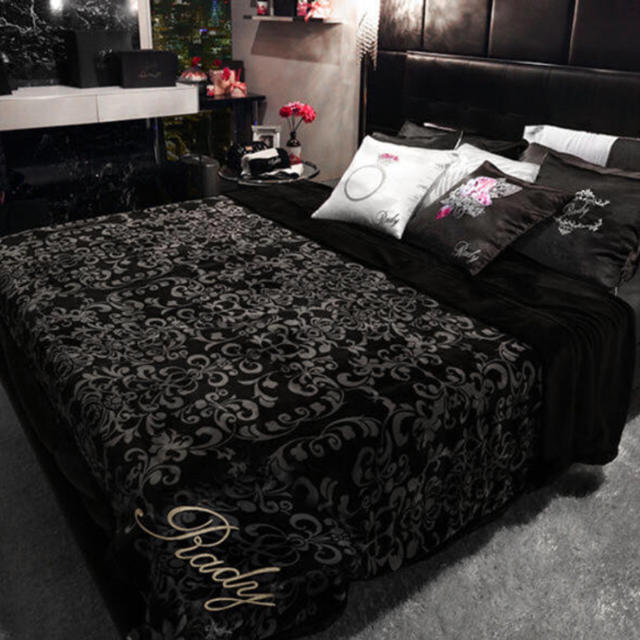 Rady - rady 美品♡箱付き ロイヤルダマスク柄毛布 ダブル ブラック